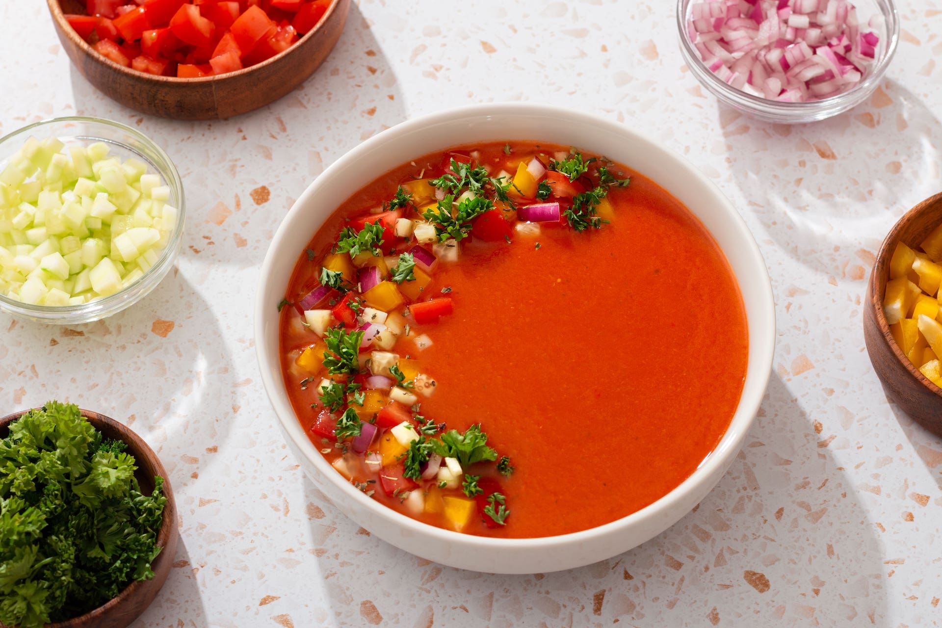 ciotola di gazpacho come comfort food spagnolo