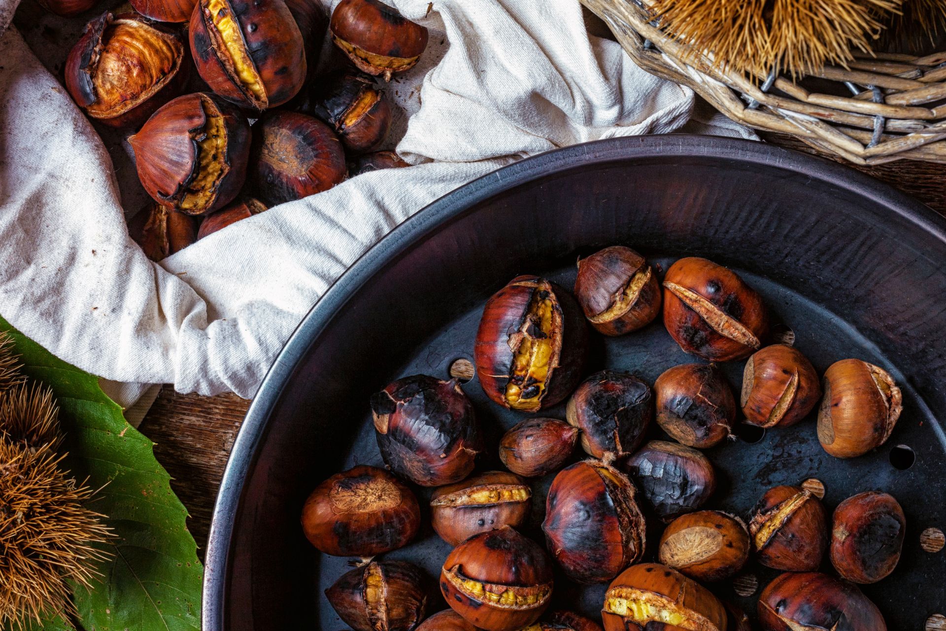 castagne cotte in padella, un superfood autunnale da non perdere